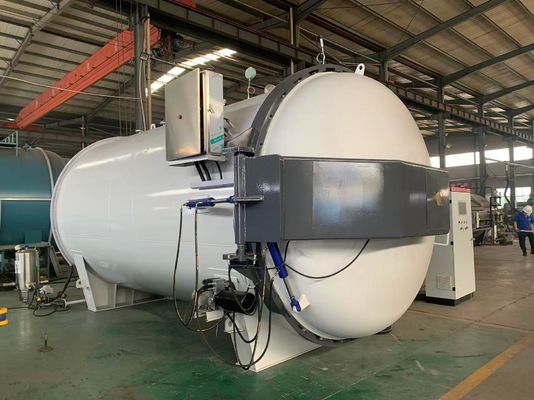 Autoclave industriel en fibre de carbone aérospatial entièrement automatique pour pièces automobiles en fibre de carbone comme capot, aile, autoclave composite, moteur de pompe, noyau