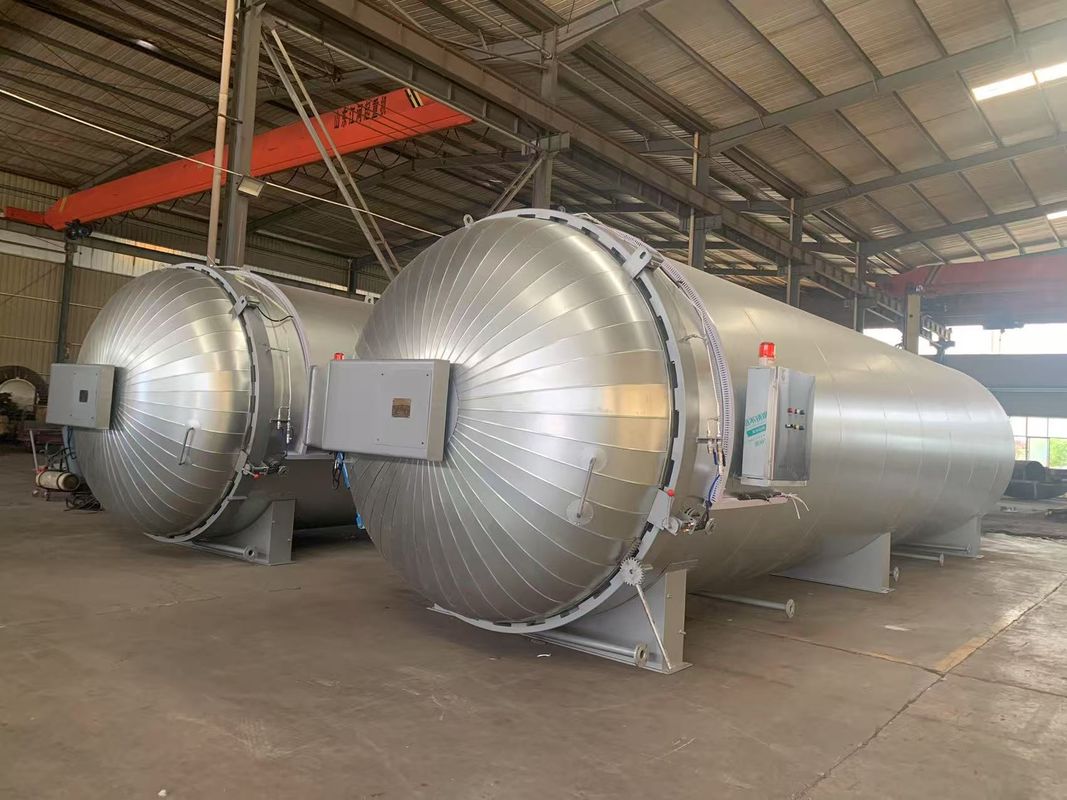Système de verrouillage de sécurité de l'autoclave sur le terrain de sport Contrôle indépendant du vide Production Autoclave composite avec noyau moteur