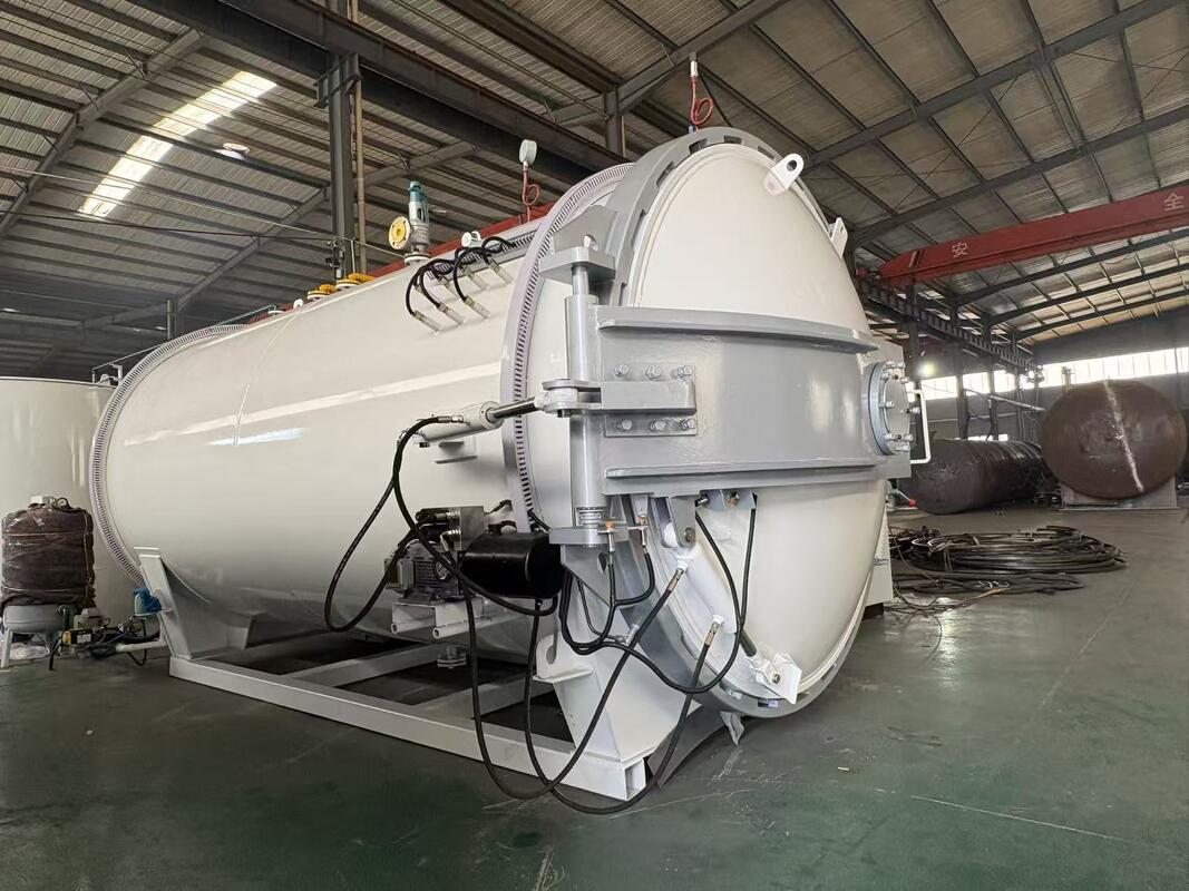 Autoclave composite pièces automobiles comme le capot de toit, la rampe de moulage, la planche à voile et la planche de surf