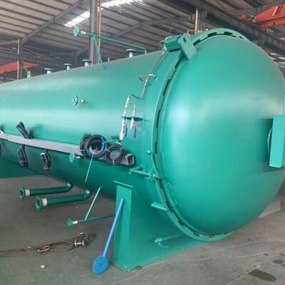 Roulement de machine de recyclage de pneus Économie d'énergie Écologique Conception de contrôle entièrement automatique Pression 0.6-3.0Mpa Autoclave de vulcanisation