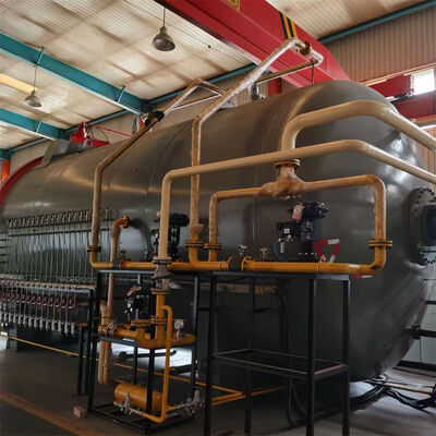 Autoclave industriel certifié CE utilisé dans le moulage de fibres de carbone contrôle précis de la température presse à chaud résistante aux hautes pressions